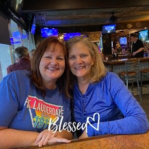 Meet your Posher, Donah